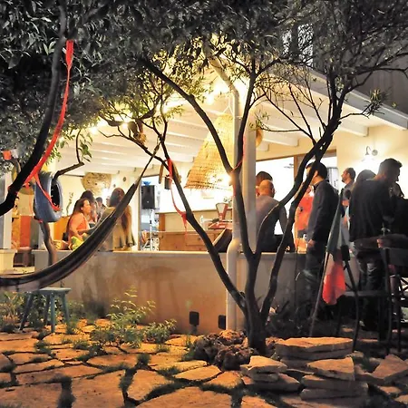 Timbuktu Hostel